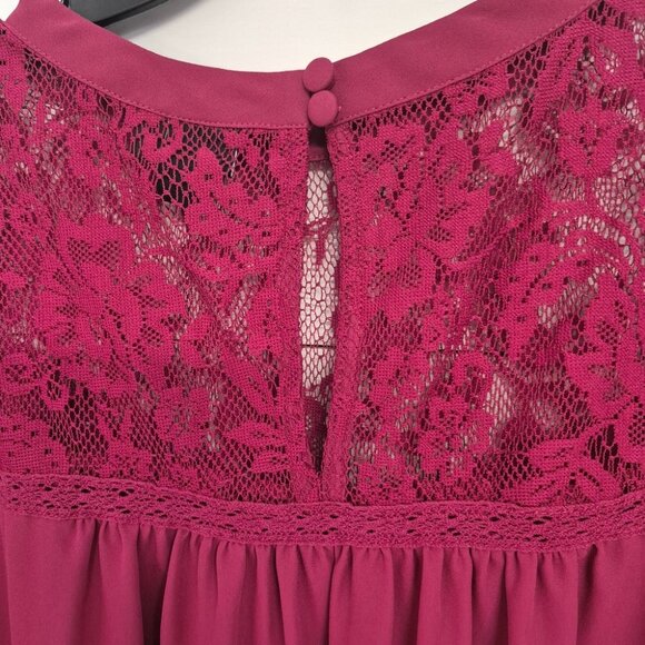 Torrid Womens Burgundy Lace Yoke Blouse Short Flutter Sleeves Button Back Detail - Picture 4 of 9